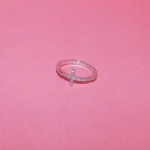NWOT - Faith Ring - Sterling Silver Cross-Shaped Ring